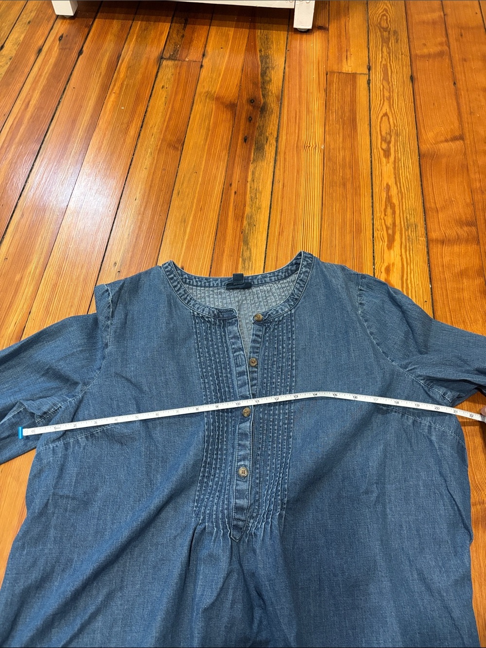 J. Jill Blue Denim Button-Front Peasant Top - Picture 5 of 6